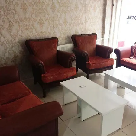Отель Cannady 3*
