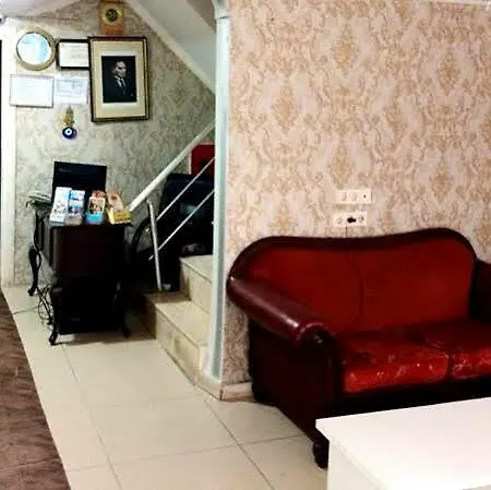 Cannady Szálloda 3*